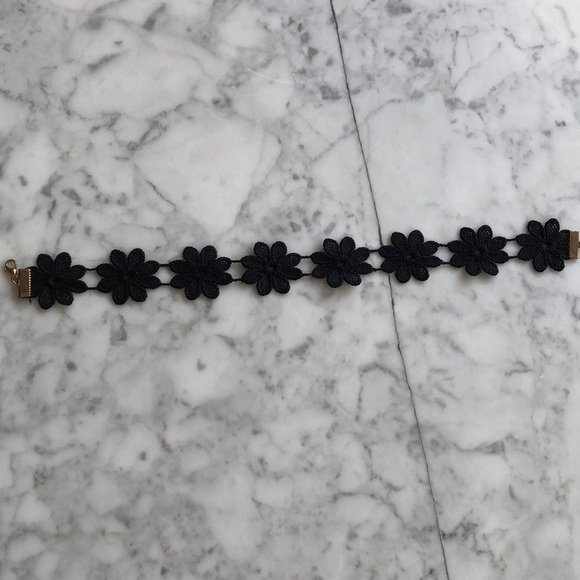 Two chokers SOLD - Picture 6 of 7